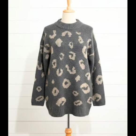 Universal Thread Tops - Universal Threads XS Leopard Print Chunky Knit Crewneck Sweater